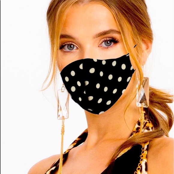 Accessories - Black & White Polka Dot Mask